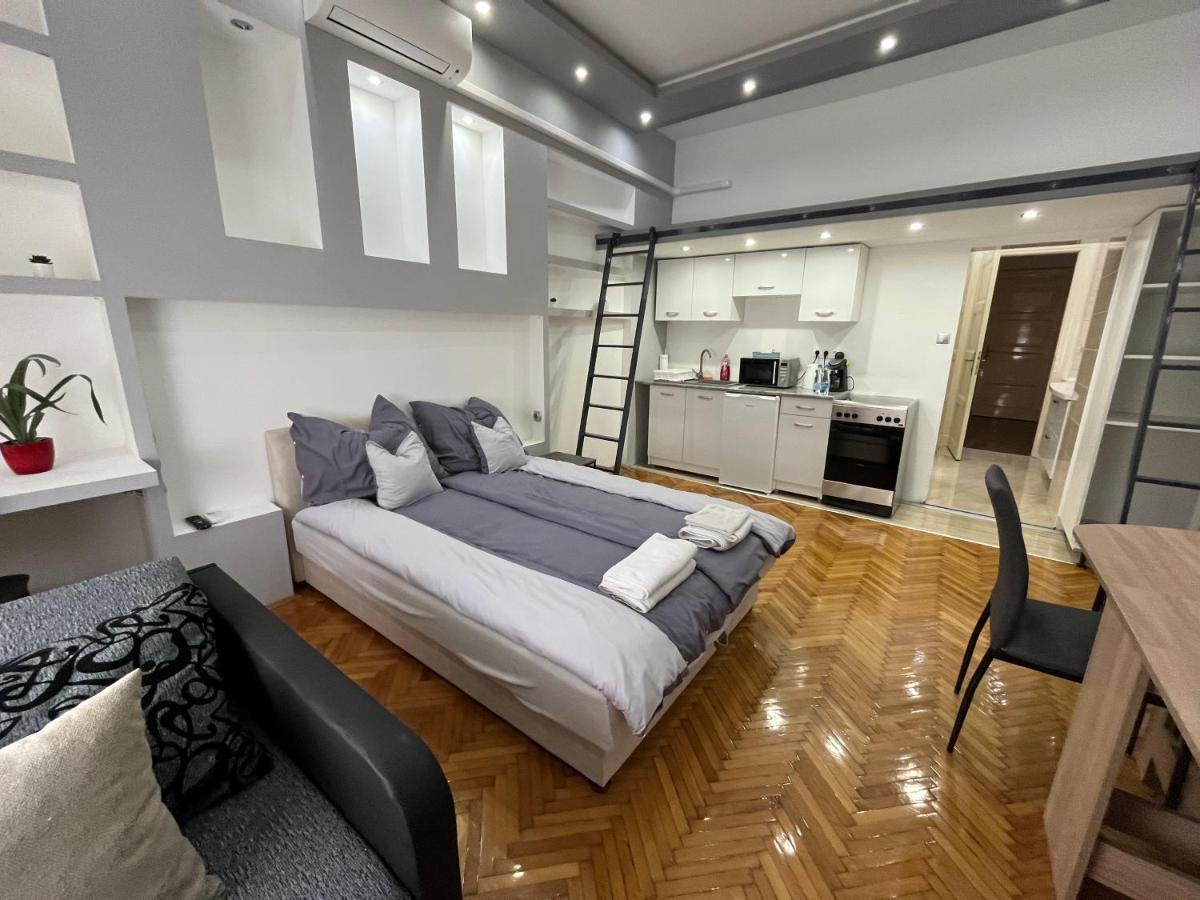 Szechenyi Apartman ميسكولك المظهر الخارجي الصورة