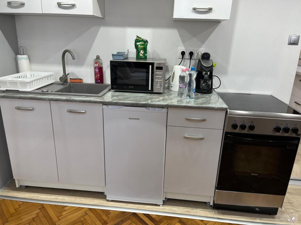 Szechenyi Apartman ميسكولك المظهر الخارجي الصورة