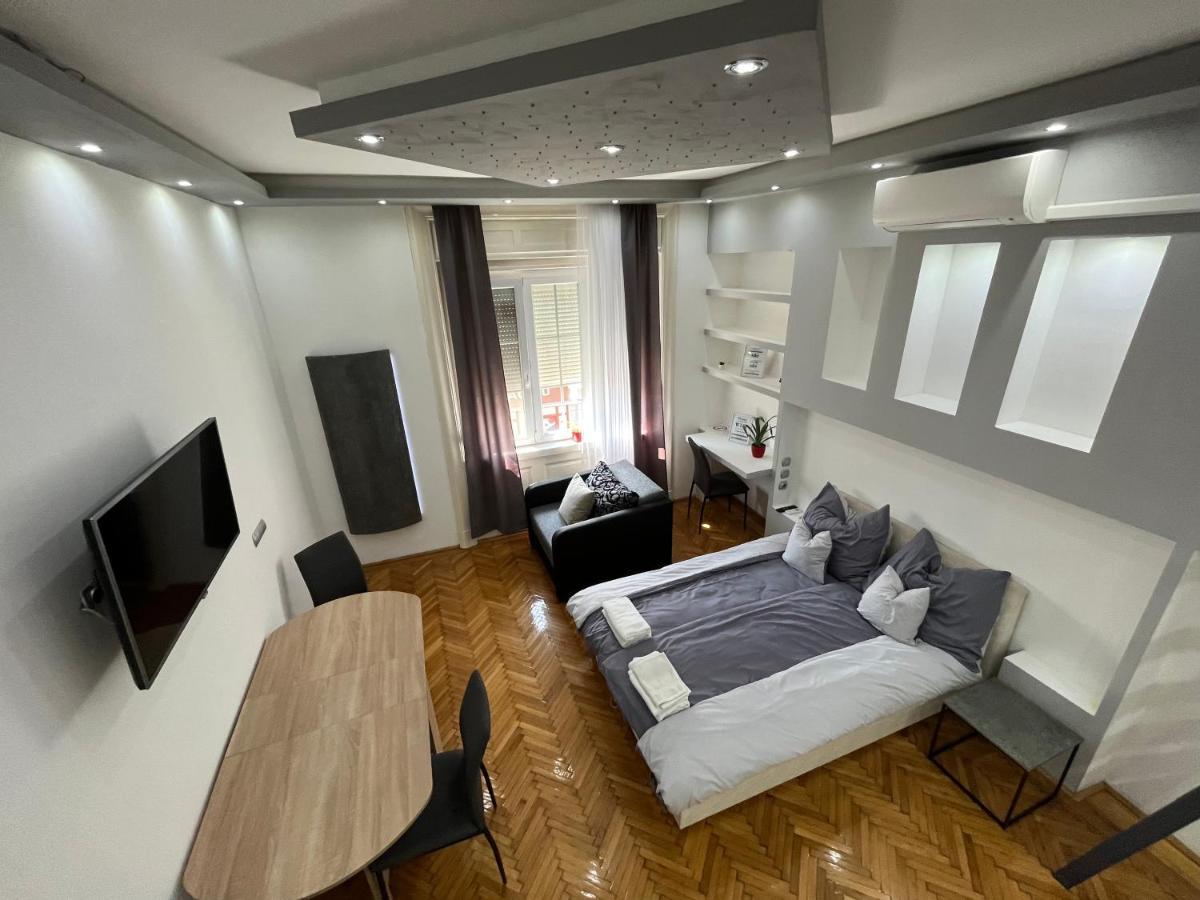 Szechenyi Apartman ميسكولك المظهر الخارجي الصورة